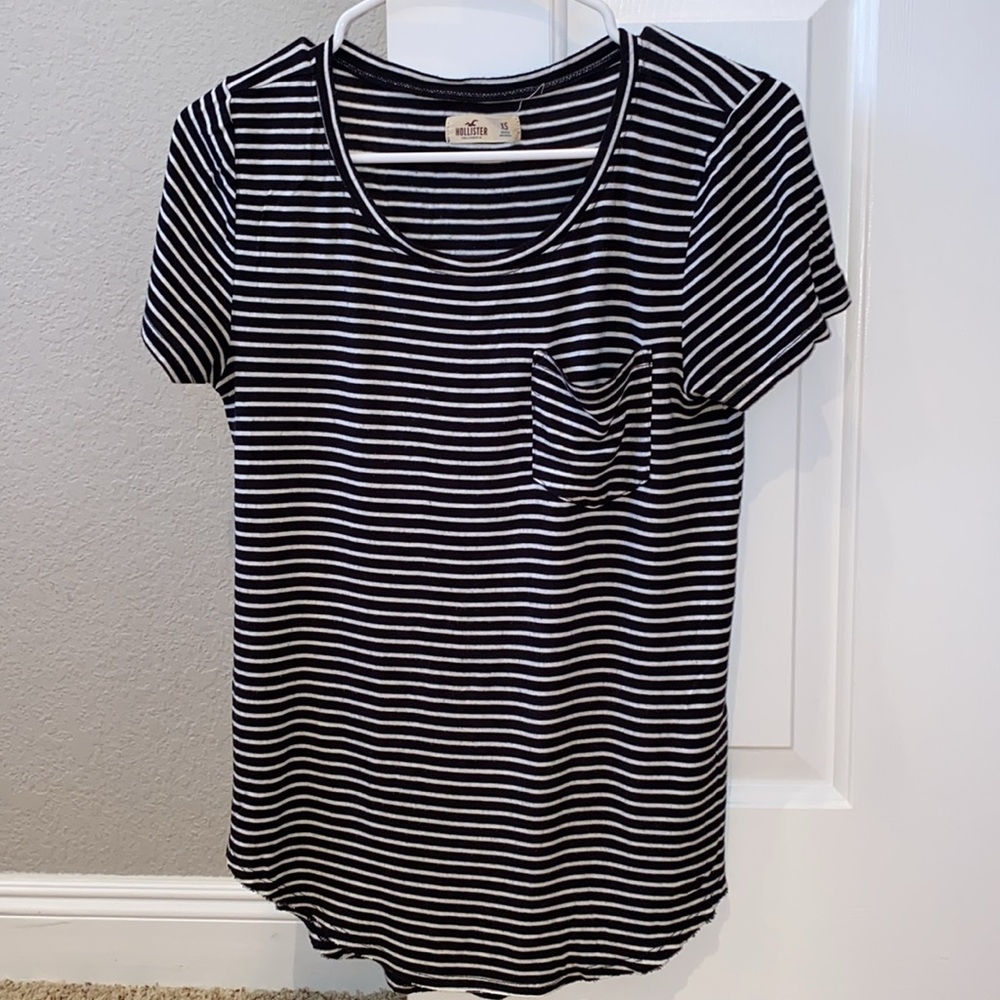 Hollister Black White Striped Short Sleeve Tee